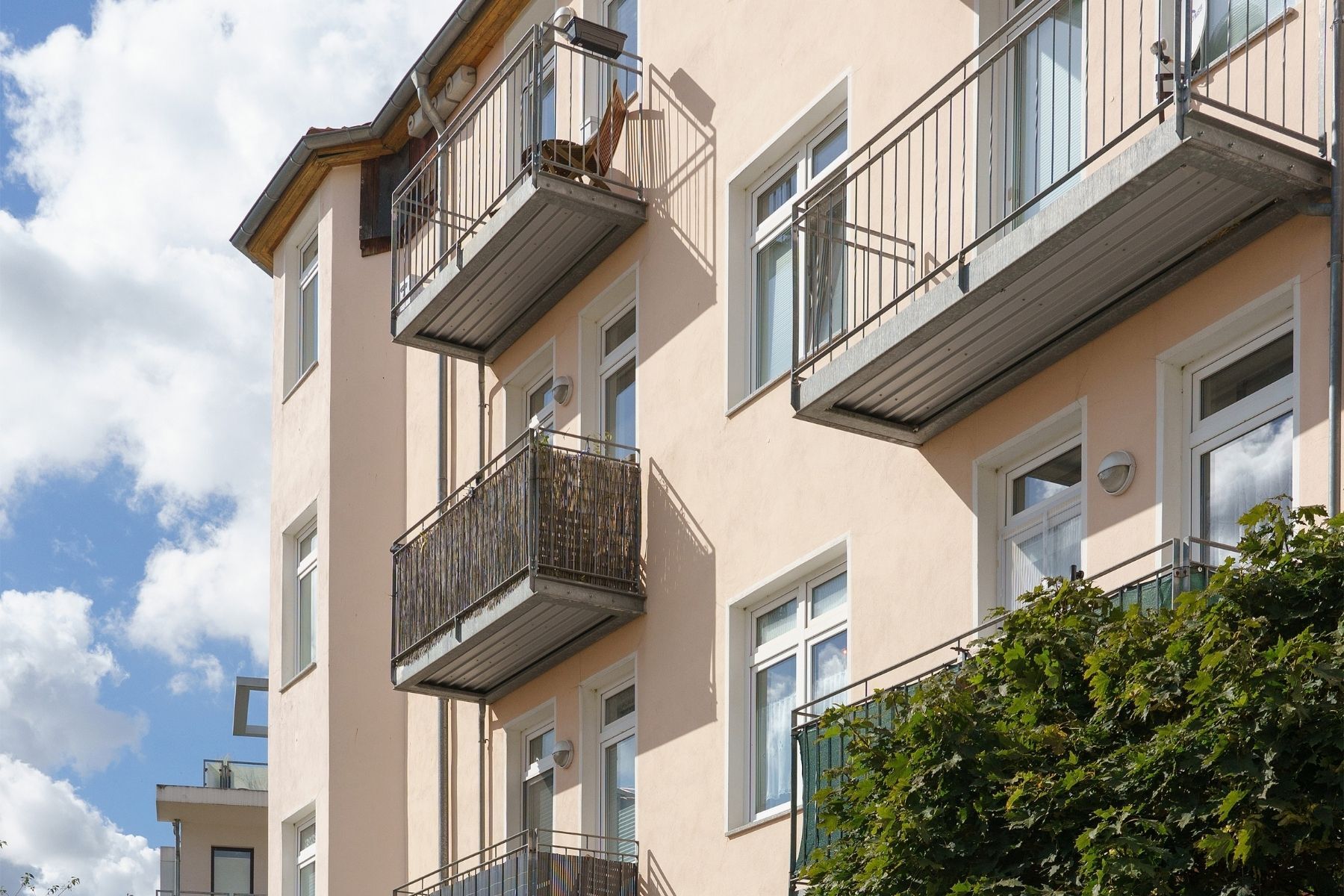 Haus mit Balkon
