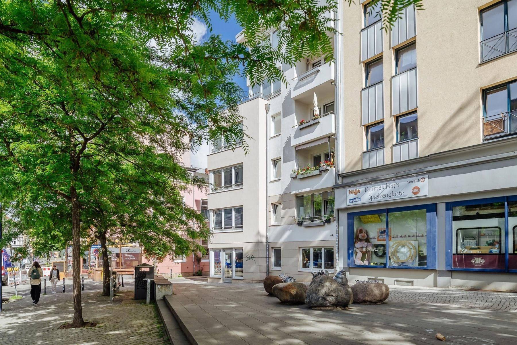 Haus mit Balkon