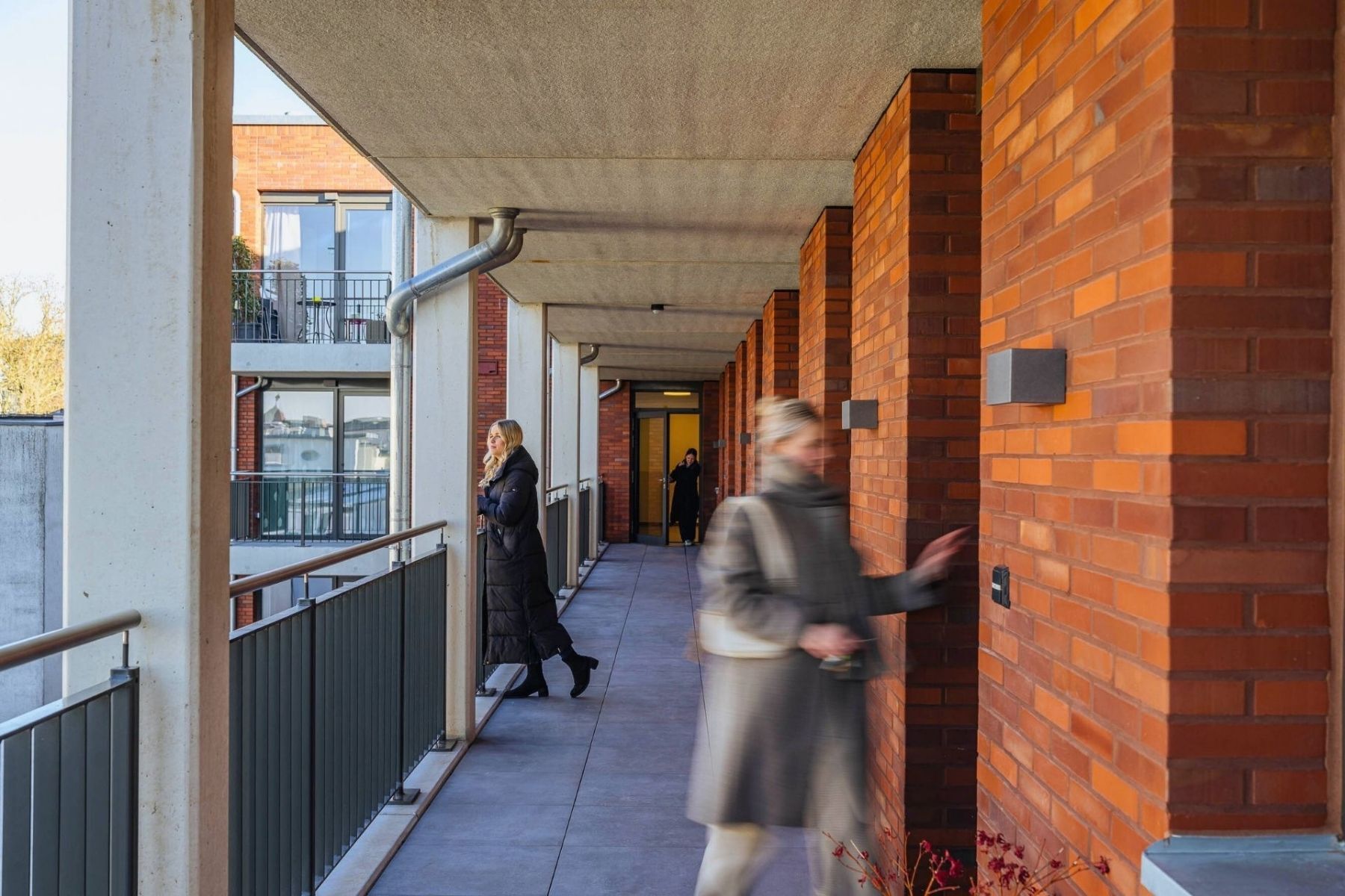 Laubengang vor der Wohnung
