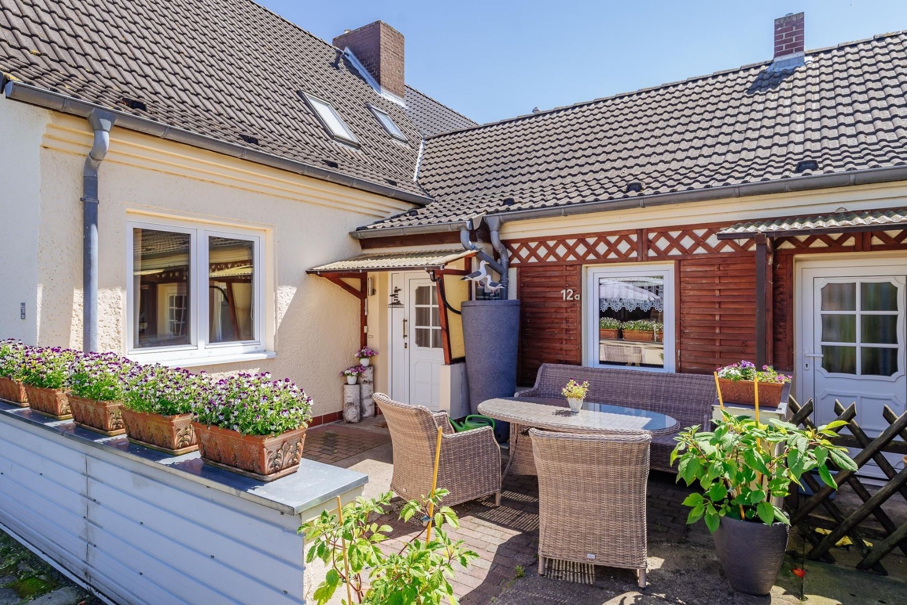 Haus mit Terrasse